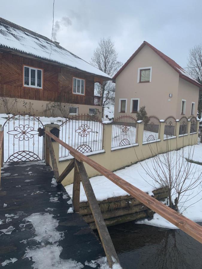Cottage house Podobovets Exterior photo